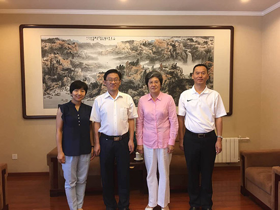 楊秀萍秘書長(zhǎng)會(huì)見海南省教育廳副廳長(zhǎng)廖清林