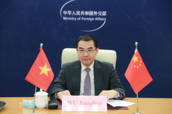 外交部部長助理吳江浩同越南外交部副部長阮明羽舉行中越雙邊合作指導委員會秘書長視頻會晤